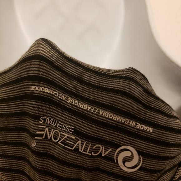 Active Zone work out top - Picture 6 of 6